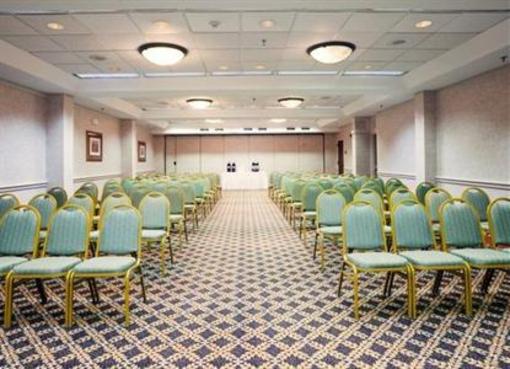 фото отеля Holiday Inn Wilmington (North Carolina)