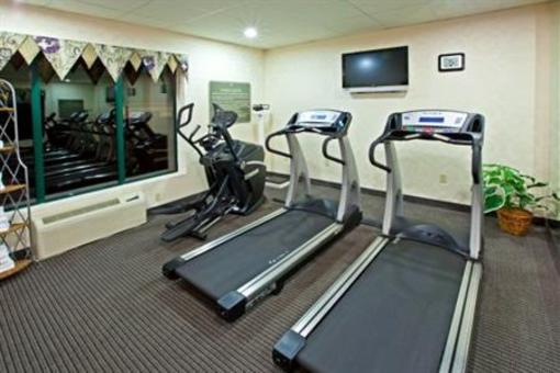 фото отеля Holiday Inn Express Hotel & Suites Murray
