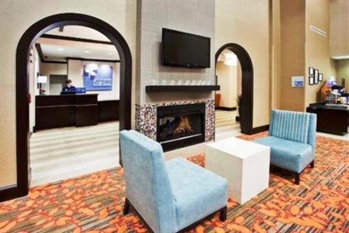 фото отеля Holiday Inn Express Augusta North