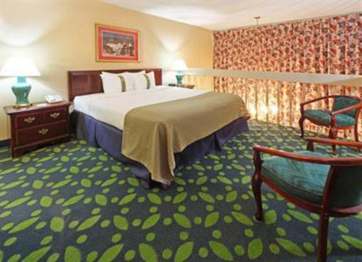 фото отеля FairBridge Inns & Suites