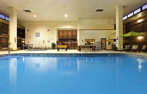 фото отеля FairBridge Inns & Suites