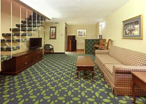 фото отеля FairBridge Inns & Suites