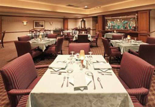фото отеля FairBridge Inns & Suites