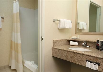 фото отеля Courtyard by Marriott Roseville Galleria Mall Creekside Ridge Drive