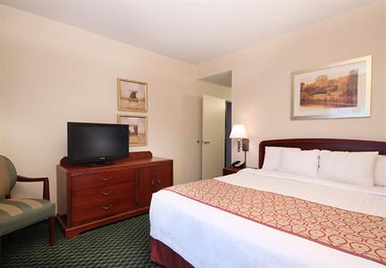 фото отеля Courtyard by Marriott Roseville Galleria Mall Creekside Ridge Drive