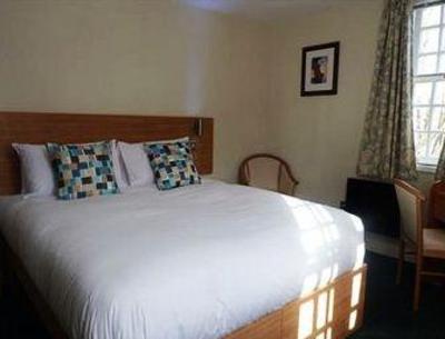 фото отеля Connaught House Hotel London ExceL