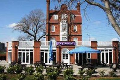 фото отеля Connaught House Hotel London ExceL
