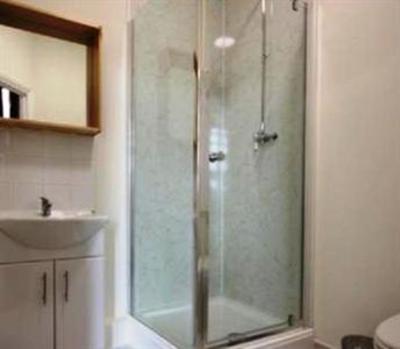 фото отеля Connaught House Hotel London ExceL