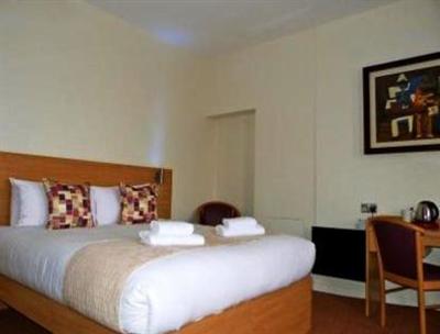 фото отеля Connaught House Hotel London ExceL