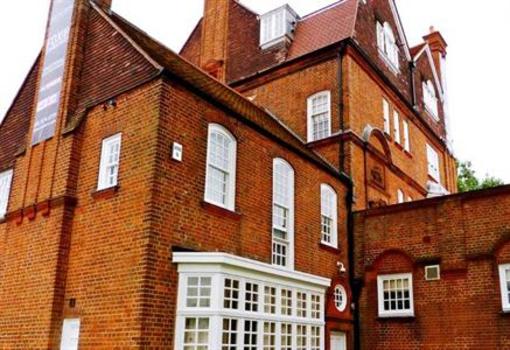 фото отеля Connaught House Hotel London ExceL