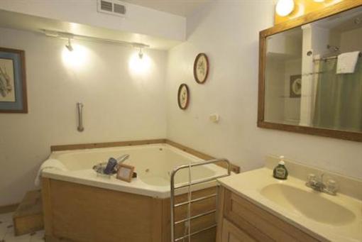 фото отеля The Inn & Spa at Cedar Falls
