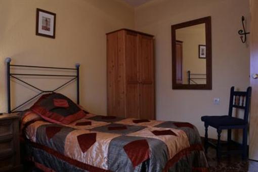 фото отеля Hostal El Alfarero Merida (Spain)