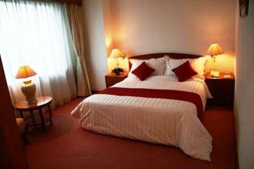 фото отеля Twin Plaza Hotel Jakarta