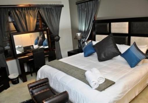 фото отеля Waterfalls Boutique Hotel