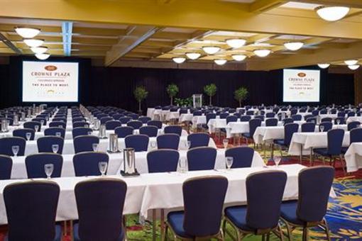 фото отеля Hotel Elegante Conference & Event Center