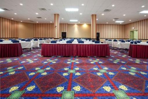 фото отеля Hotel Elegante Conference & Event Center