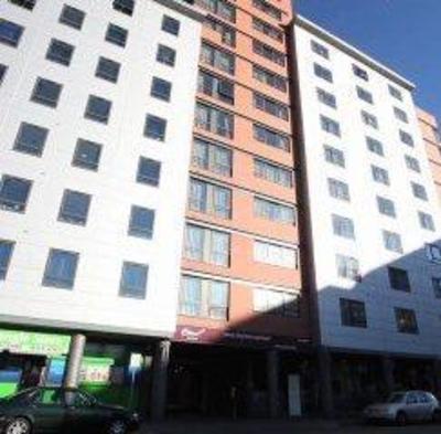 фото отеля Roomzzz Aparthotel City West