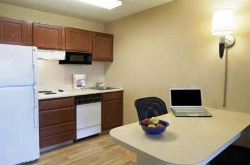 фото отеля Extended StayAmerica Phoenix-Airport-E Oak St