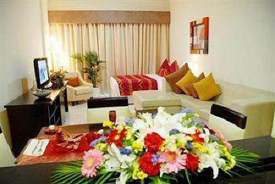 фото отеля Grand Midwest Express Hotel Apartments