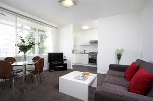 фото отеля Caroline Serviced Apartments Melbourne