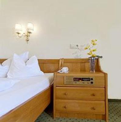 фото отеля Hotel Sonnenberg Hinterzarten