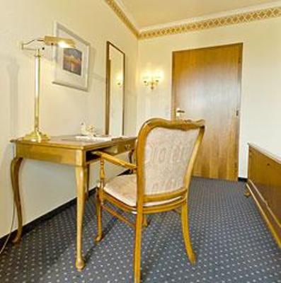 фото отеля Hotel Sonnenberg Hinterzarten