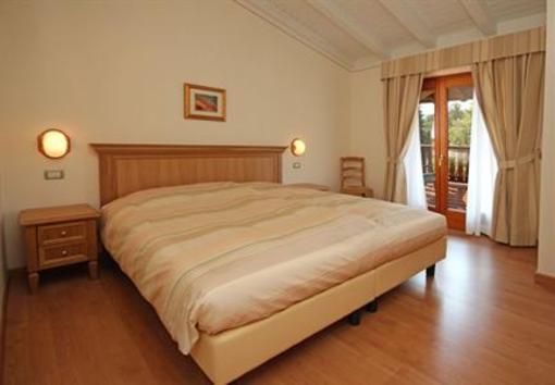 фото отеля Hotel Pineta Campi