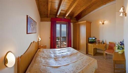 фото отеля Hotel Pineta Campi