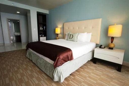 фото отеля Deauville Beach Resort