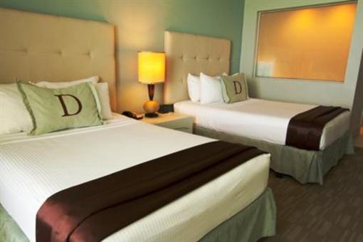 фото отеля Deauville Beach Resort