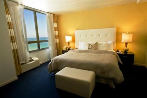 фото отеля Deauville Beach Resort