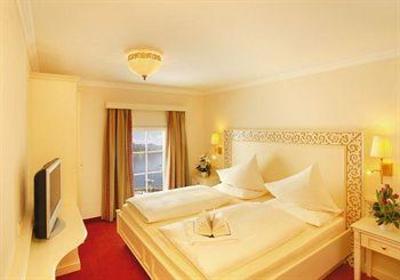 фото отеля Grand Hotel Zell am See