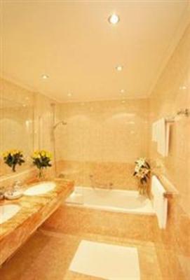 фото отеля Grand Hotel Zell am See