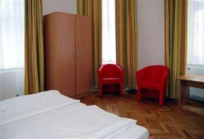 фото отеля Suite Hotel 200m zum Prater