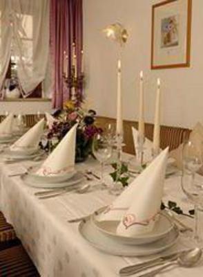 фото отеля Hotel Uhl Rothenburg ob der Tauber