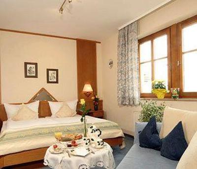 фото отеля Hotel Uhl Rothenburg ob der Tauber