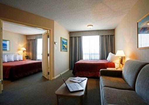 фото отеля Quality Suites Laval