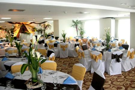 фото отеля Best Western Oxford Suites Makati