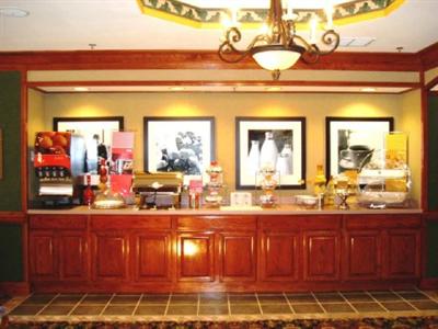 фото отеля Hampton Inn Elkton