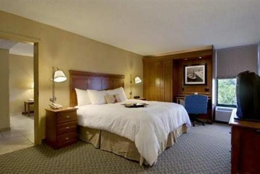фото отеля Hampton Inn Hendersonville