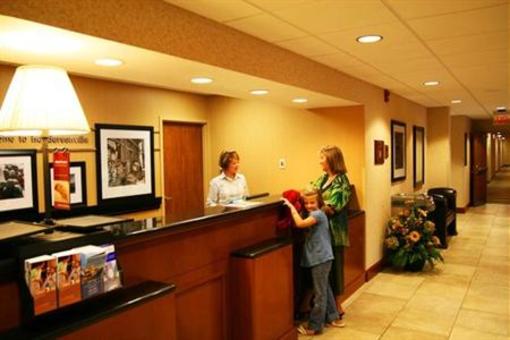 фото отеля Hampton Inn Hendersonville