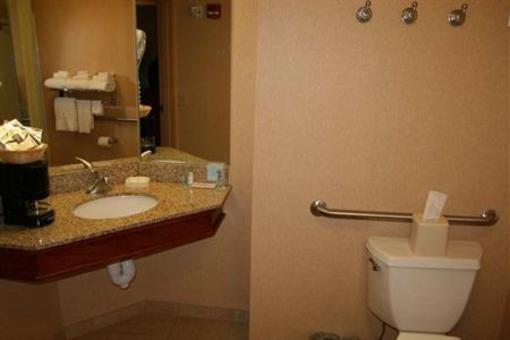 фото отеля Hampton Inn Hendersonville