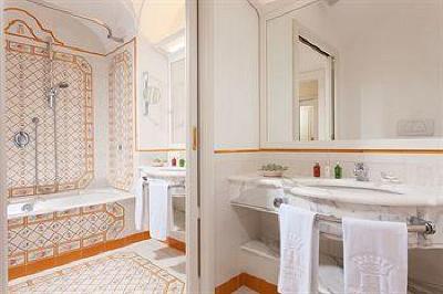 фото отеля Grand Hotel Royal Sorrento