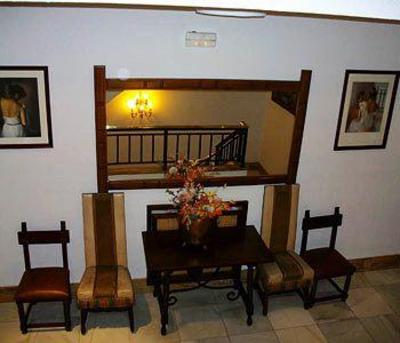 фото отеля Hotel Conde Rodrigo I