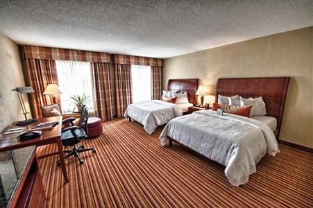 фото отеля Hilton Garden Inn Fort Myers Airport / FGCU
