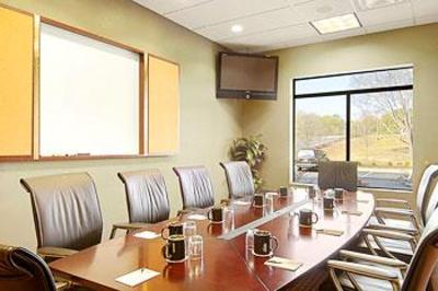 фото отеля Wingate Inn Atlanta South-Fairburn