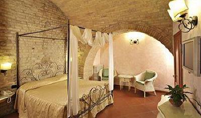 фото отеля Leon Bianco Hotel San Gimignano