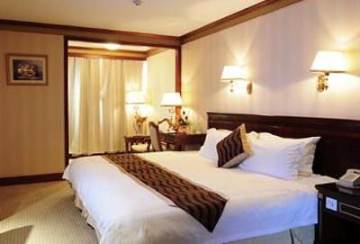 фото отеля Golden Port Hotel (Jingang Dajiudian)