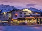 фото отеля Whistler's Inn Jasper