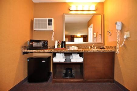 фото отеля BEST WESTERN Stovall's Inn